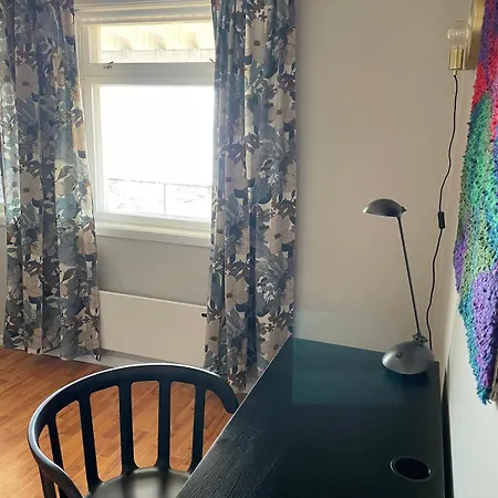 Holiday home 2-Bedrom House Beaches, Easy Access To City Centre And Comfort In Breidablikkveien *
